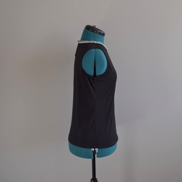 Black Tank Top Pearl Neckline Embellished Chain - Picture 3 of 7